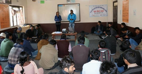 Yadav and Ghimire facilitating the youth gathering. © UNFPA Nepal